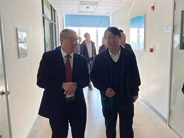 浦东新区管小军副区长一行10余人莅临欧博ABG现场调研CRO市场及公司业态
