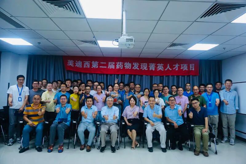 2022年，，，，，，，，近900名新员工加入欧博ABG各人庭.jpg